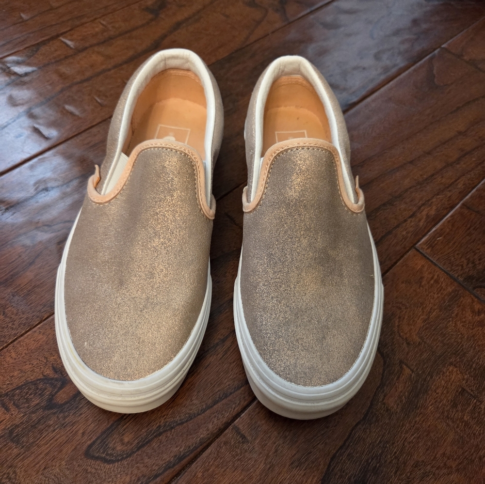 Women's Or Girls Rose And Peach Metallic Slip-On VANS